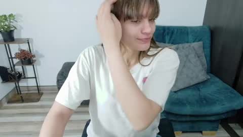 Snapshot of naugthy_muse chatting on 05/13/26, 02:53 sabrina online show from 05/13/26, 02:53