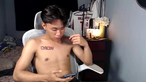 Snapshot of naugthyboyloy chatting on 01/07/26, 06:10 Loy online show from 01/07/26, 06:10