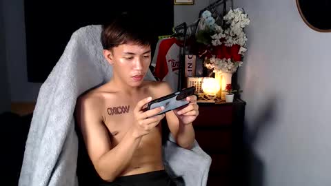 Snapshot of naugthyboyloy chatting on 03/08/26, 02:54 Loy online show from 03/08/26, 02:54