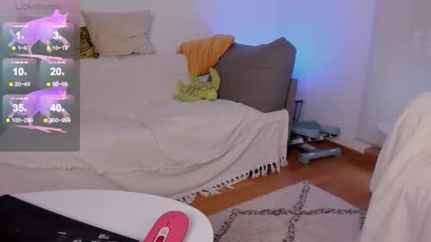 Snapshot of nautica_therapy chatting on 11/24/25, 02:17 Nautica online show from 11/24/25, 02:17