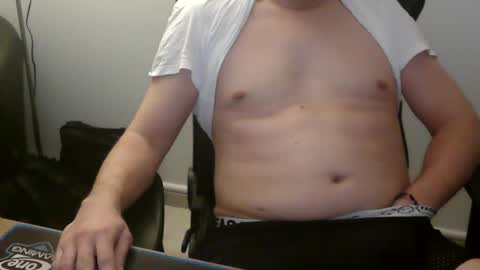 Snapshot of navgon chatting on 02/03/25, 02:25 navgon online show from 02/03/25, 02:25