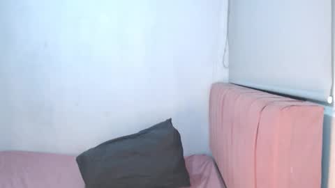 Snapshot of nay_nay_nay chatting on 11/22/25, 05:50 elianis online show from 11/22/25, 05:50