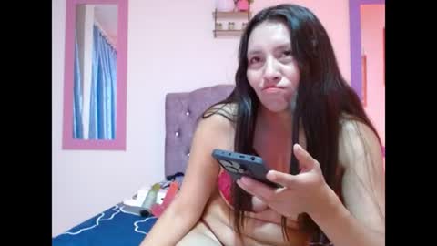 naya_10 online show from 06/22/26, 09:23