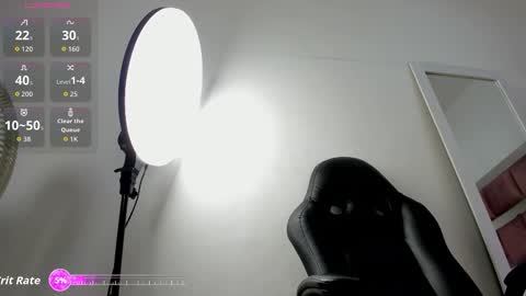 nayara_macherano online show from 12/18/25, 11:27