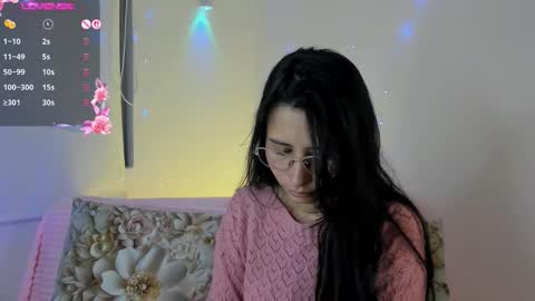 Snapshot of nayecloud chatting on 03/04/26, 05:57 Naye online show from 03/04/26, 05:57