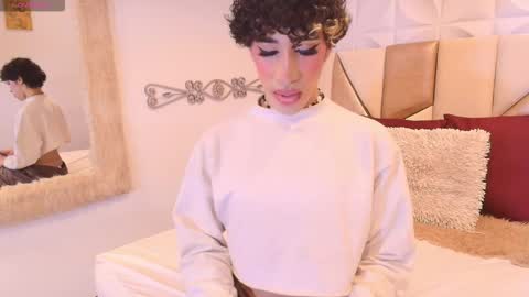 Snapshot of nayla_monroee chatting on 01/11/26, 01:38 Nayla online show from 01/11/26, 01:38