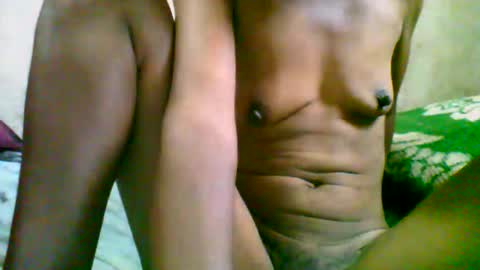 Snapshot of naylah313 chatting on 02/19/26, 05:36 Nayla online show from 02/19/26, 05:36