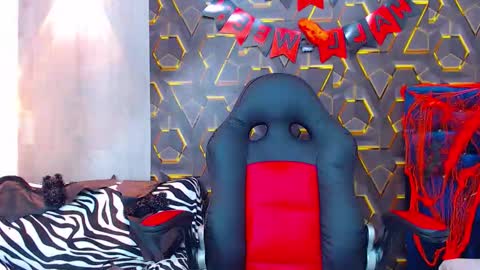 Snapshot of nazper_2 chatting on 10/30/25, 05:13 NAZPER online show from 10/30/25, 05:13