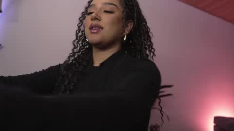 Nefertari online show from 06/01/26, 12:29