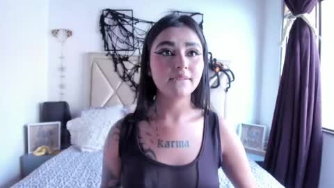 NEBULA LUX online show from 10/28/25, 08:11