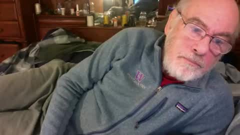 Snapshot of nedddludd chatting on 03/17/26, 01:10 nedddludd online show from 03/17/26, 01:10