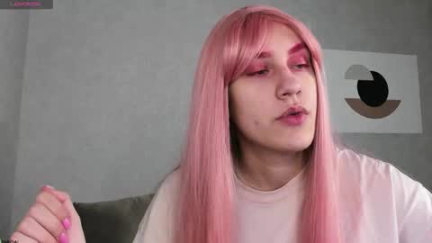 Snapshot of nedzumi_sato chatting on 12/17/25, 01:22 Nedzumi online show from 12/17/25, 01:22