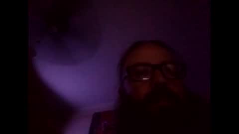 Snapshot of needu802318 chatting on 09/25/25, 04:16 Easy E online show from 09/25/25, 04:16