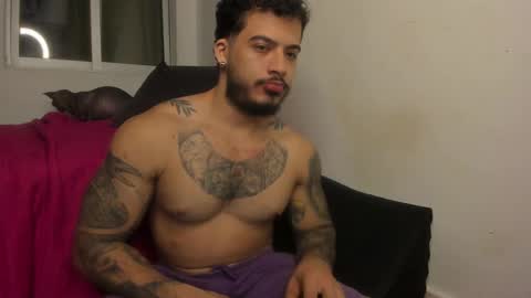 Nei turn green online show from 03/05/25, 02:57