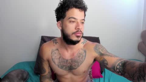 Nei turn green online show from 09/21/25, 01:24