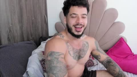 Nei turn green online show from 12/02/25, 03:07