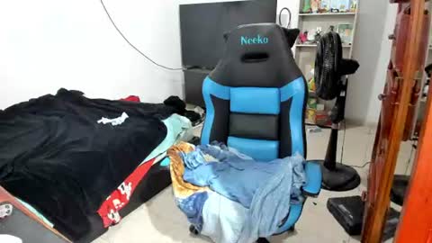 Geek Nicole    im Neeko UwU online show from 06/21/26, 11:57