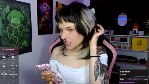 Neena Nyx online show from 05/12/26, 02:08