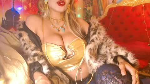 nefertari8 online show from 06/22/26, 01:18
