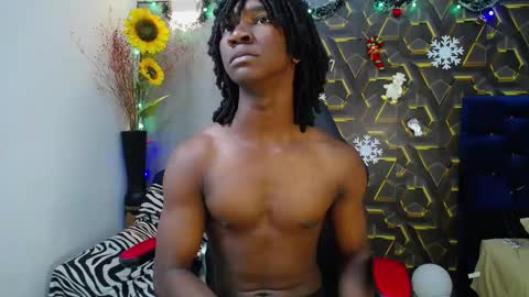 Snapshot of negga_cum chatting on 11/28/25, 02:20 NEGGA online show from 11/28/25, 02:20