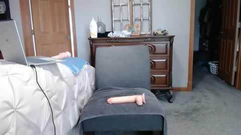 NEIGHBORGUY4U online show from 06/08/26, 04:07