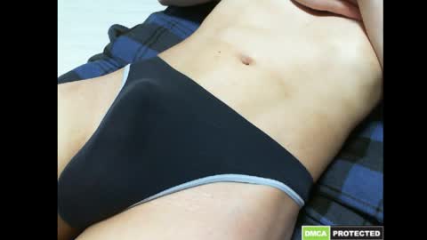 Snapshot of neiko_body chatting on 04/18/26, 09:35 neiko body online show from 04/18/26, 09:35