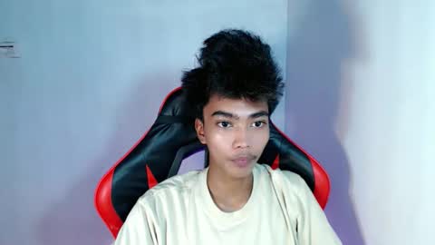 Snapshot of neil_asian69 chatting on 11/04/25, 03:55 neil_asian69 online show from 11/04/25, 03:55