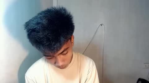 Snapshot of neil_asian69 chatting on 11/22/25, 08:35 neil_asian69 online show from 11/22/25, 08:35