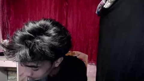 Snapshot of neil_asian69 chatting on 01/11/26, 01:54 neil_asian69 online show from 01/11/26, 01:54