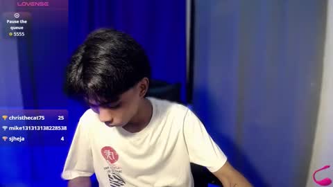 Snapshot of neil_asian69 chatting on 02/07/26, 11:14 neil_asian69 online show from 02/07/26, 11:14