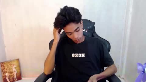 Snapshot of neil_asian69 chatting on 02/16/26, 12:34 neil_asian69 online show from 02/16/26, 12:34