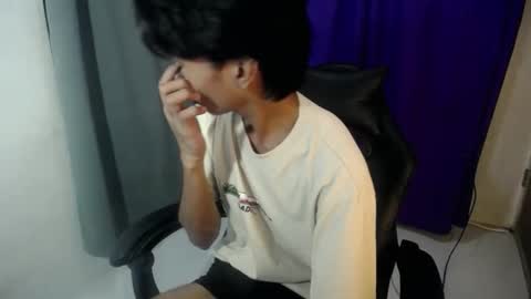 Snapshot of neil_asian69 chatting on 03/18/26, 04:26 neil_asian69 online show from 03/18/26, 04:26