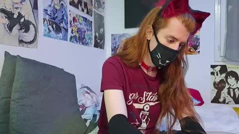 Neko online show from 11/09/25, 03:21