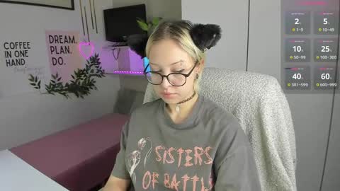 Snapshot of neko_sora chatting on 03/15/26, 07:36 Kate online show from 03/15/26, 07:36