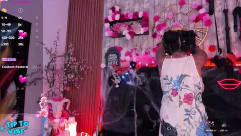 Miah online show from 10/11/25, 12:15