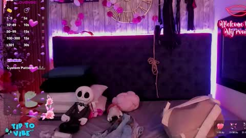 Miah online show from 11/25/25, 11:21