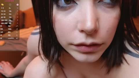 Snapshot of neli_elinek chatting on 05/04/26, 09:33 Neli online show from 05/04/26, 09:33