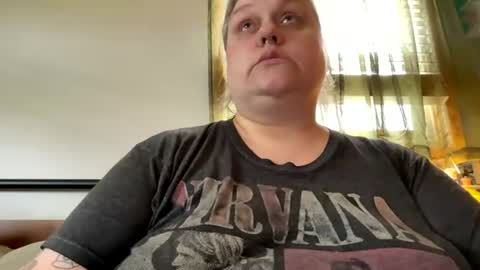 Nellie Atlas online show from 06/14/26, 03:47
