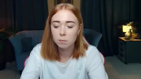 Snapshot of nelliemathers chatting on 12/02/25, 07:42 Nelli online show from 12/02/25, 07:42