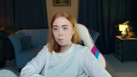 Snapshot of nelliemathers chatting on 12/04/25, 09:12 Nelli online show from 12/04/25, 09:12