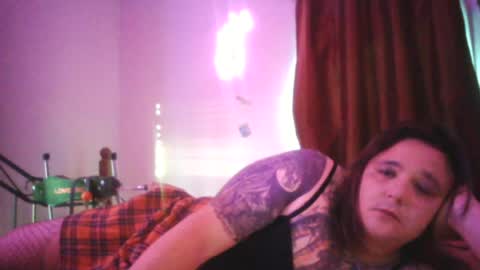 Snapshot of nellimae1989 chatting on 08/02/26, 12:42 nellimae1989 online show from 08/02/26, 12:42