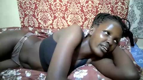 Snapshot of nelly_love001 chatting on 05/08/26, 10:31 Nasty lover online show from 05/08/26, 10:31