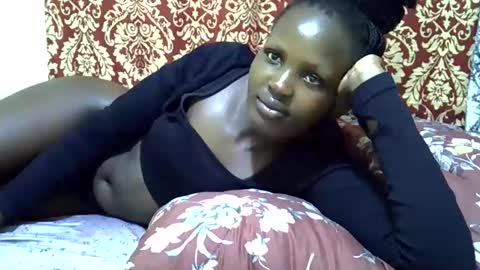 Snapshot of nelly_love001 chatting on 06/05/26, 06:42 Nasty lover online show from 06/05/26, 06:42