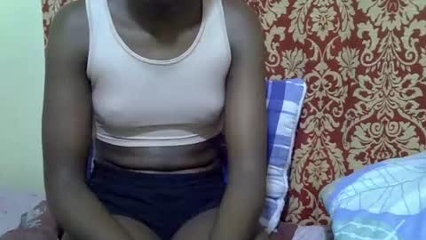 Snapshot of nelly_love001 chatting on 07/24/26, 10:19 Nasty lover online show from 07/24/26, 10:19