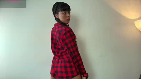 Snapshot of nelly_willd chatting on 02/16/26, 12:34 nelly online show from 02/16/26, 12:34