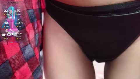 Snapshot of nelly_willd chatting on 03/13/26, 12:45 nelly online show from 03/13/26, 12:45