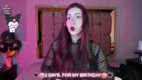 Snapshot of nemesis_castel chatting on 10/17/25, 09:17 Nemesis online show from 10/17/25, 09:17