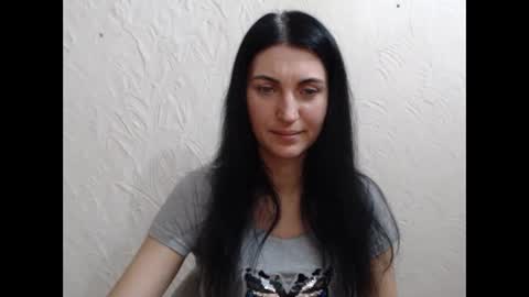 Snapshot of nensyfay_ chatting on 12/21/24, 08:32 Nensy online show from 12/21/24, 08:32