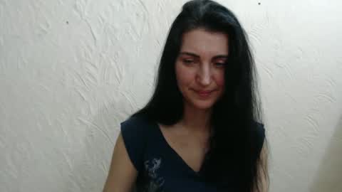 Snapshot of nensyfay_ chatting on 01/25/25, 10:28 Nensy online show from 01/25/25, 10:28