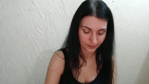 Snapshot of nensyfay_ chatting on 02/01/25, 12:29 Nensy online show from 02/01/25, 12:29